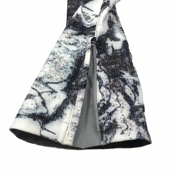 Obermeyer Bond black and White ski Pants - Picture 7 of 13